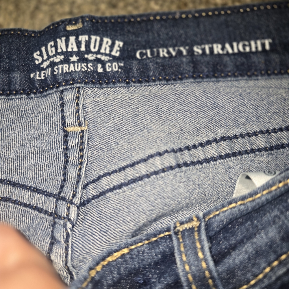Signature by Levi Strauss Blue Curvy Straight Jeans